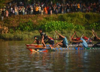Event kebudayaan Pacu Jalur Kabupaten Kuantan Singingi dan mengevaluasi hasil Latihan anak pacuan se Kenegerian Benai