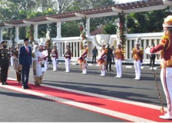 Presiden Joko Widodo tba di Akademi Kepolisian Semarang