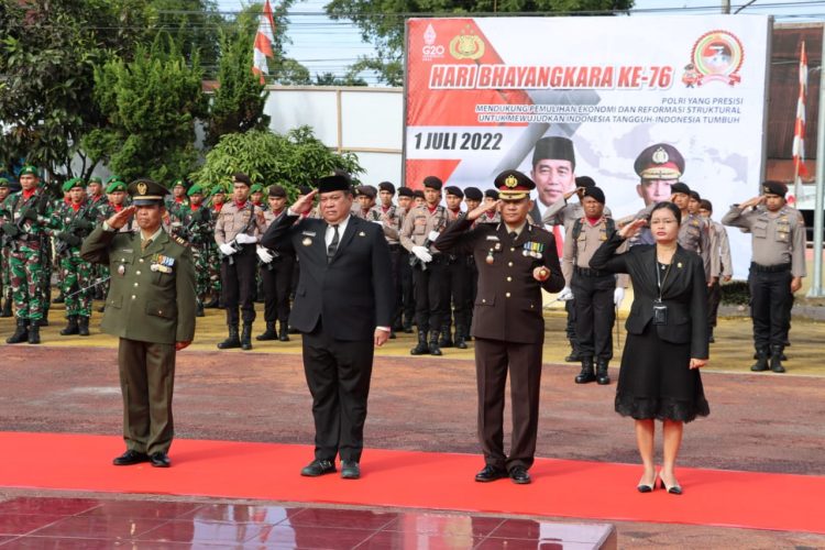 Upacara Hari Bhayangkara ke 76 Polres Dairi