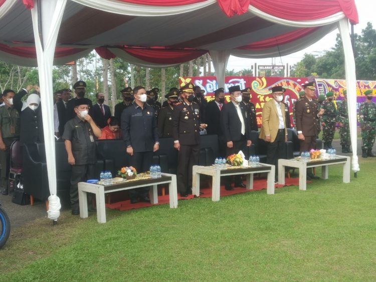 Upacara HUT Bhayangkara ke 76 Polres Kuantan Singingi secara virtual