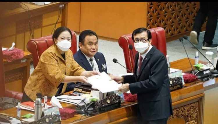 RUU tentang Pemasyarakatan, dalam rapat paripurna DPR RI, di Gedung Parlemen, Jakarta