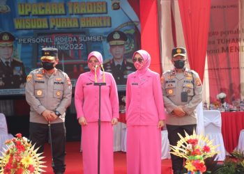 Upacara wisuda Purnabakti anggota Polri dan PNS Polri Polda Sumsel yang Dipimpin Kapolda Sumsel