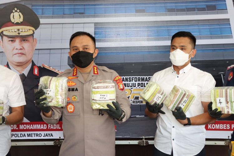 Kapolres Metro Jakarta Barat Kombes Pol Pasma Royce
