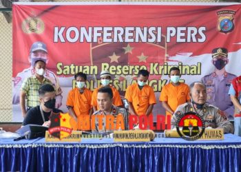 Konferensi Pers Polres Langkat