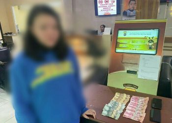 Tim Resmob Polresta Manado mengamankan pelaku judi togel online yang beraksi di Desa Kembes Satu
