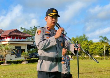 Wakapolres Bangka Barat Kompol Andri Eko Setiawan SH, SIK pimpin pelaksanaan Apel Pagi jam Pimpinan