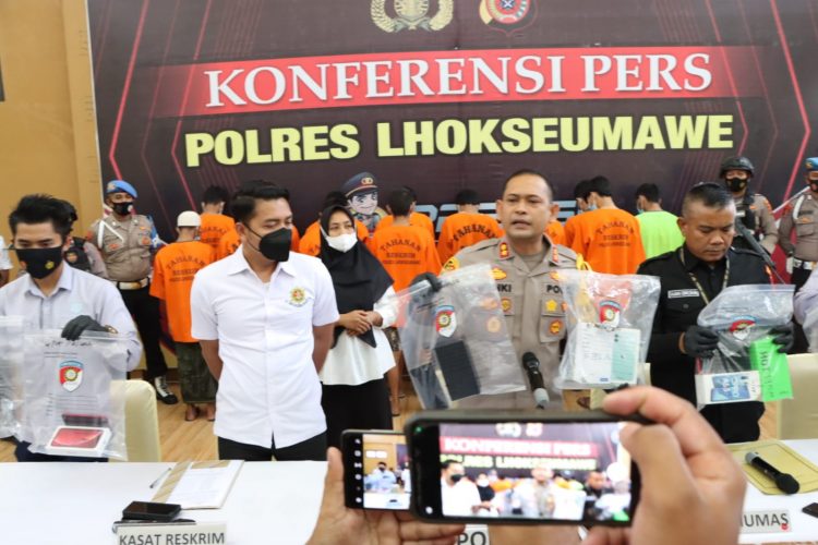 Polres Lhokseumawe berhasil mengungkap kasus 3C (curat, curas dan curanmor) serta penggelapan sepeda motor di wilayah hukum Polres Lhokseumawe
