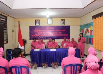 Kunjungan Kerja sekaligus Tatap Muka Ketua Bhayangkari Jayapura Kota Ny. Ayudya Victor Mackbon. Bertempat di Mapolsek Jayapura Utara dan Polsek Kawasan Pelabuhan Laut