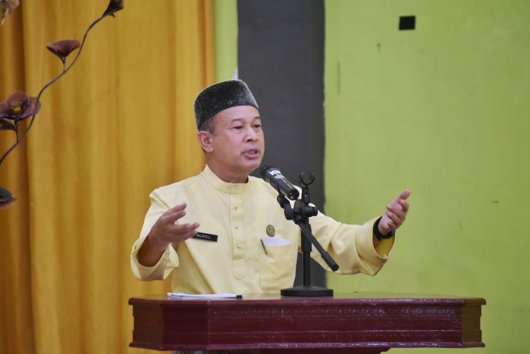 Bupati Aceh Tamiang Mursil, SH, MKn membuka perhelatan “Membual Budaye” bertajuk Revitalisasi Budaya Melayu, mengembalikan jati diri yang semakin menjauh untuk lebih bermartabat dan bermarwah