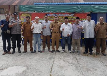 Pesta demokrasi pemilihan Datok Penghulu Kampung Pertamina Rantau digelar di halaman depan Kantor Datok Penghulu Kampung setempat