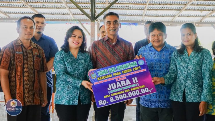 Desa Semangat Kecamatan Barusjahe terpilih sebagai juara II desa percontohan kategori Pola Asuh Anak Dan Remaja (PAAR)