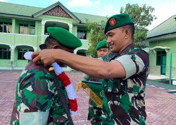 Dandim 0103/Aut Letkol Inf Hendrasari Nurhono S.I.P., M.I.P., memimpin upacara penyambutan kedatangan personel yang tergabung dalam Satuan Tugas (Satgas) Aparat Teritorial (Apter)