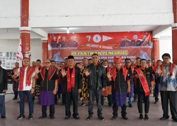 Wakil Bupati Karo Theopilus Ginting hadir dalam acara pelantikan Dewan Pimpinan Daerah Pemuda Merga Silima (PMS) Kabupaten Karo
