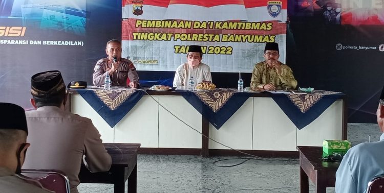Sat Binmas Polresta Banyumas melaksanakan kegiatan pembinaan Da'i Kamtibmas tingkat Polresta Banyumas