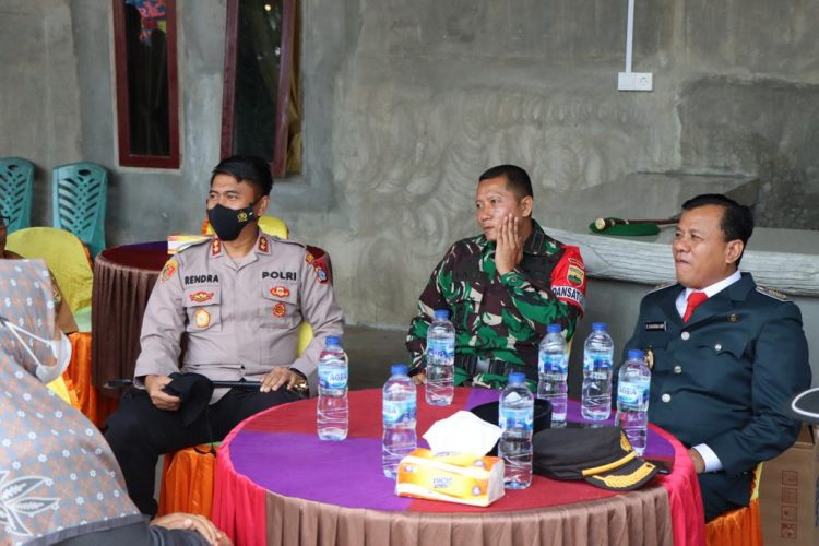 Kapolres Kuansing AKBP Rendra Oktha Dinata,SIK, M.Si, menghadiri Pembukaan Tentara Manunggal Masuk Desa (TMMD)