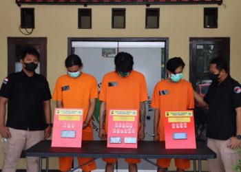 Sat Narkoba Polres Indramayu kembali menangkap tiga orang yang diduga sebagai pengedar dan kurir narkoba