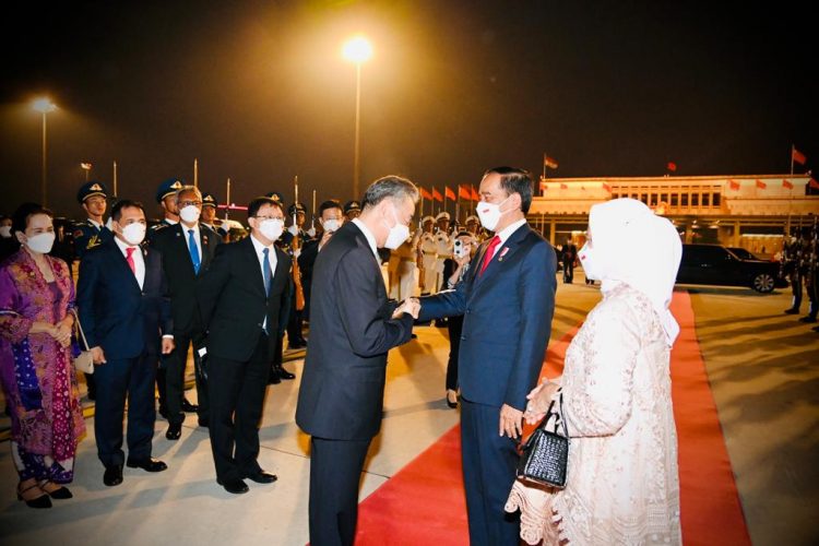 Presiden Joko Widodo dan Ibu Iriana beserta delegasi bertolak menuju Tokyo, Jepang