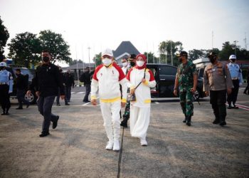 Wakil Presiden (Wapres) K.H. Ma’ruf Amin didampingi Ibu Wury Ma’ruf Amin beserta rombongan kunjungan kerja ke Surakarta, untuk meresmikan Pembukaan ASEAN Para Games XI 2022.
