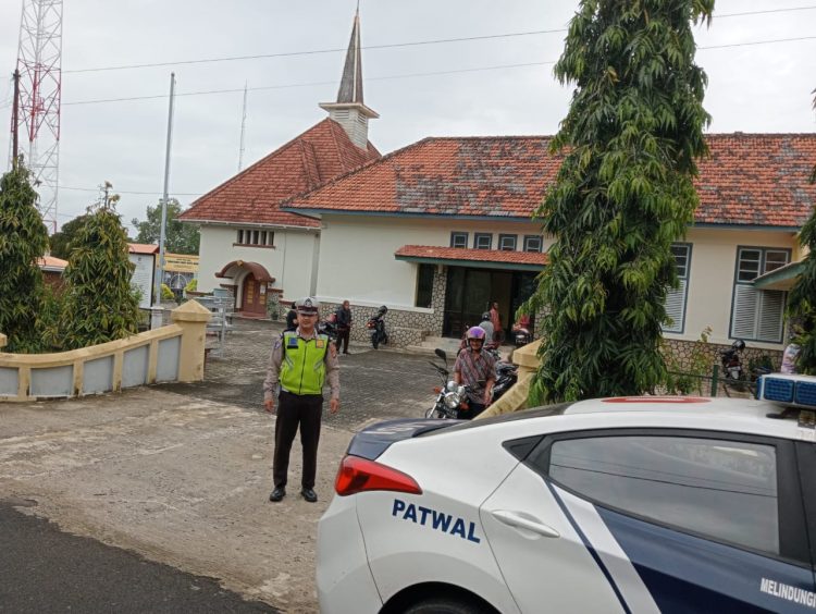Sat Lantas Polres Bangka Barat kembali lakukan Patroli daerah rawan laka dan pelanggaran dengan menyasar wilayah rawan laka lantas