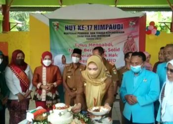 Bupati Tanggamus Hj Dewi Handajani menghadiri Kegiatan Hut ke-17 Himpunan Pendidik dan tenaga kependidikan Anak Usia Dini Indonesia  (HIMPAUDI) Tahun 2022