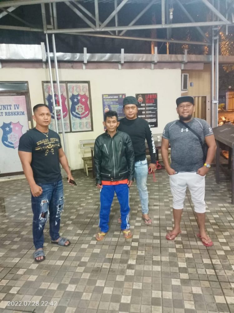 Tim Unit 2 Opsnal Polresta Manado mengamankan pelaku pencabulan terhadap anak dibawah umur