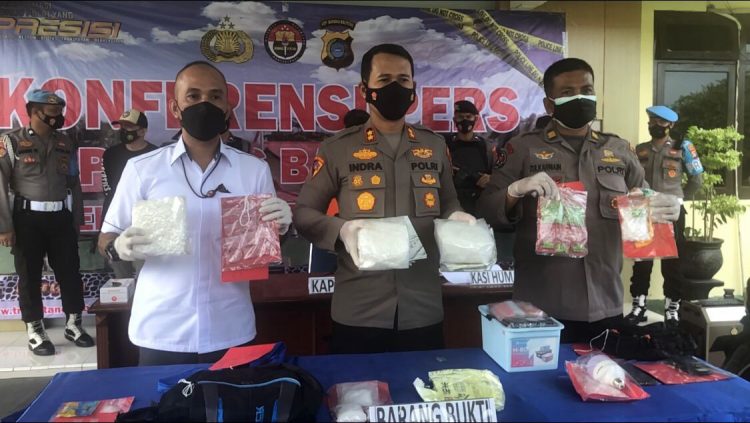 Press Release Sat Narkoba Polres Bangka