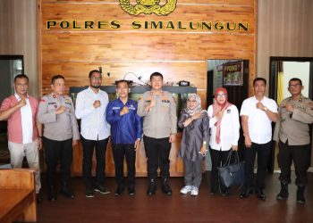 Kapolres Simalungun AKBP Ronald F.C Sipayung, SH, SIK, MH menerima audiensi dengan KPU dan Bawaslu Kabupaten Simalungun