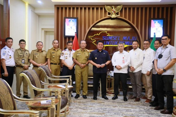 Gubernur Sumsel H. Herman Deru menerima audiensi Executive General Manager Angkasa Pura II