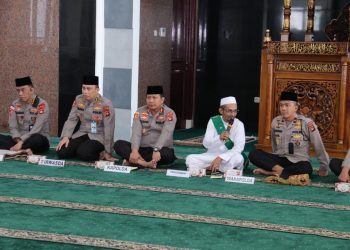 Dalam memperingati Tahun Baru Islam 1 Muharram 1444 H/2022 M, Polda Sumsel lakukan kegiatan Binrohtal (Bimbingan Rohani dan Mental) di Masjid Assaadah