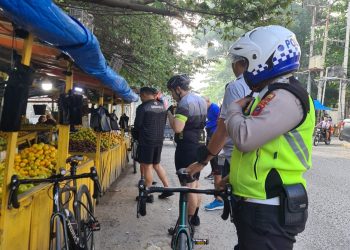 Kapolres Labuhanbatu olah raga bersepeda yang dilaksanakan bersama para PJU, kegiatan ini diawali route dari N2 Aek Nabara, simpang Radja Pas Padang pasir, Jalan Simpang Kampung Baru, Pasar tradisional Glugur, Jalan Sirandorung dan Jalan Ahmad Dahlan