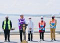 Presiden Joko Widodo didampingi Ibu Iriana Joko Widodo meresmikan pembangunan Terminal Kijing Pelabuhan Pontianak