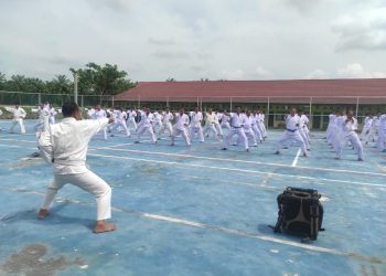 Kepolisian Resor Aceh Tamiang menggelar latihan Bela diri Polri yang bertempat di Lapangan sarana olah raga Endra Dharma Laksana Mapolres