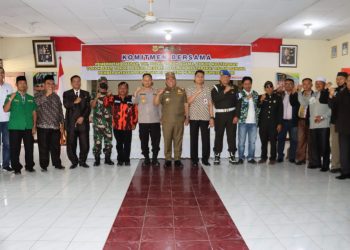 Komitmen bersama Forum Komunikasi Pimpinan Daerah Kabupaten Dairi bersama Tokoh Masyarakat, Tokoh Agama, Tokoh Pemuda serta elemen masyarakat lainnya