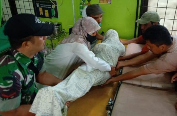 kakak beradik ditemukan meninggal dunia di sungai bekas galian di Desa Blang Gleum, Kecamatan Julok, Kabupaten Aceh Timur