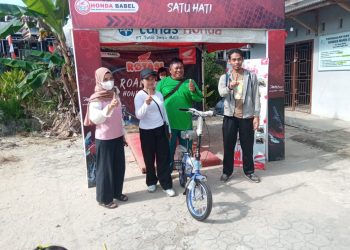Pemdes Sinarmanik mengadakan kegiatan jalan santay yang di ikuti ibu ibu anak anak