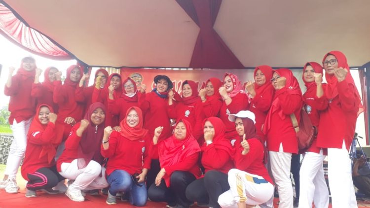 Warga Desa Kutaliman kecamatan Kedung Banteng Banyumas, Jawa Tengah mengadakan kegiatan jalan Sehat dilanjutkan Senam Indonesia Cinta Tanah Air dan Pancasila (Senan SICITA)