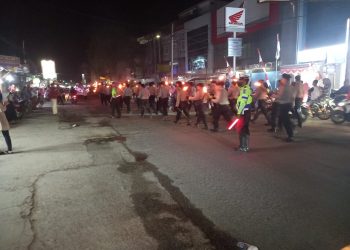 Satuan Lalulintas (Sat Lantas) Polres Aceh Tamiang jajaran Polda Aceh melaksanakan apel pengamanan kegiatan pawai obor, yang dilakukan warga