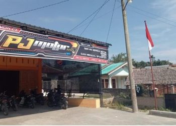PJ Motor 88 dengan layanan Service, Boring, Bubut, Sparepart sepeda motor di Jalan lintas Medan – Aceh Lingkungan Vl, Kelurahan Pekan Gebang, Kecamatan Gebang, Kabupaten Langkat