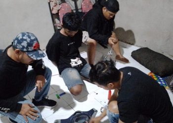 AS alias JAWE 27 tahun Alamat Kel. Air Duren Kec. Pemali Kab. Bangka dengan barang bukti 29 bungkus plastik bening berisikan kristal putih yg diduga narkotika jenis Sabu