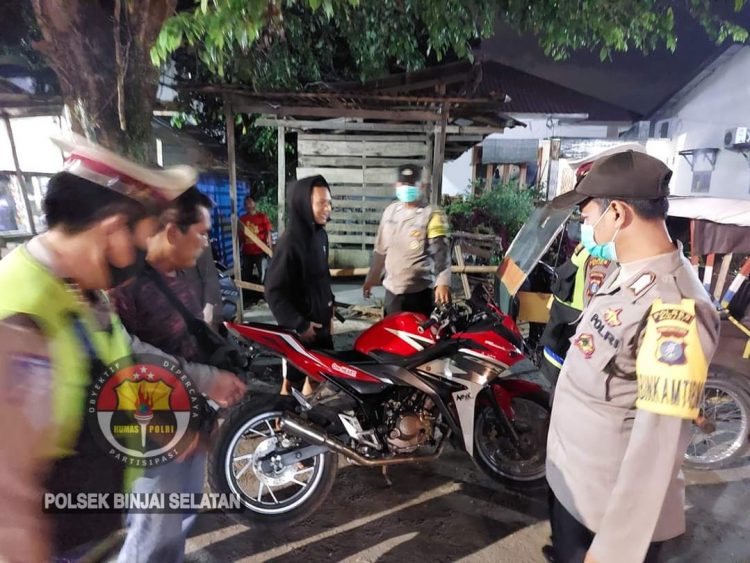 Razia terhadap kendaraan bermotor khusus roda dua maupun roda 4 yang menggunakan knalpot blong/tidak sesuai SNI