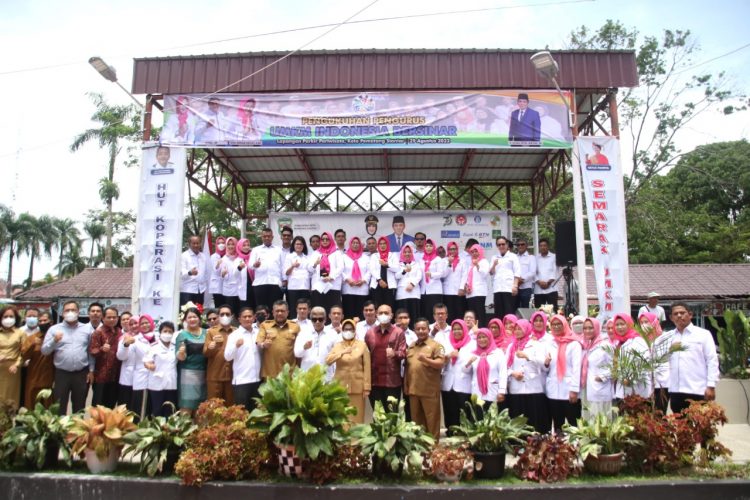 Wali Kota Pematang Siantar dr. Susanti Dewayani, Sp.A menghadiri acara Penutupan Peringatan Hari Ulang Tahun (HUT) ke-75 Koperasi Tahun 2022