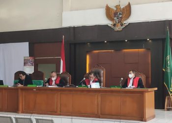 Jaksa Penuntut Umum (JPU) dari Kejari Prabumulih sampaikan Replik dalam Sidang kasus dugaan Suap yang menjerat dua terdakwa yaitu Dr EF Thana Yudha dan terdakwa Andre Swantana