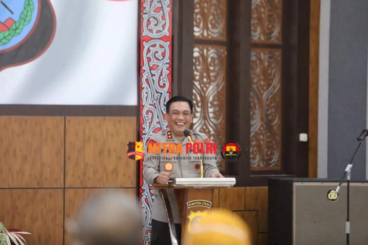 Kapolda Sumut Irjen Pol. Drs. R. Z. Panca Putra S, M.Si membuka sekaligus memberi arahan dalam rangka Seminar Hari Jadi Polwan ke 74