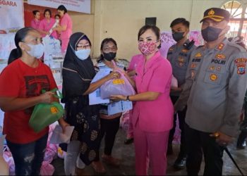 Polres Minahasa Tenggara menggelar Vaksinasi Merdeka bertempat Balai Pertemuan Umum Kecamatan Belang