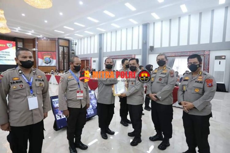 Kapolda Sumut Irjen Pol. Drs. R. Z. Panca Putra S, M.Si membuka Rapat Kerja Pengawasan (Rakerwas) Itwasda Polda Sumut