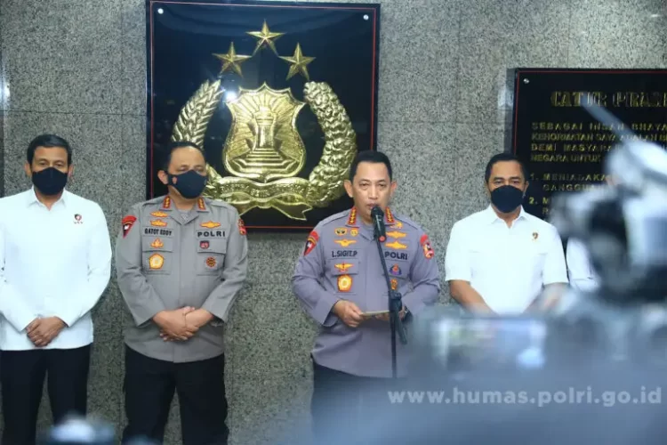 Konferensi Pers Kapolri di Mabes Polri