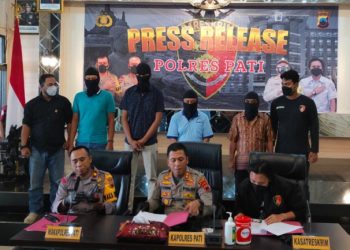 Polres Pati berhasil menangkap pelaku pencurian dokumen di DPRD, Dinas Perindustrian Perdagangan (Disperindag), dan Kantor Satpol PP Kabupaten Pati