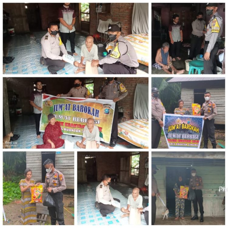 Polsek Kuantan Mudik dan Polsek Kuantan Hilir Polres Kuantan Singingi menyerahkan bantuan sembako kepada masyarakat kurang mampu dalam kegiatan Jum'at Barokah