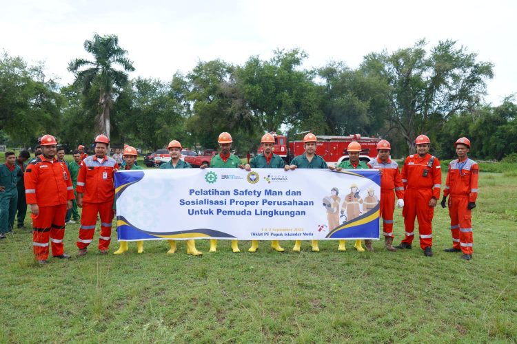 Puluhan pemuda di Lingkungan PT Pupuk Iskandar Muda (PIM) mengikuti pelatihan Safety Man dan Sosialisasi tentang Kebencanaan