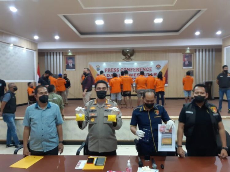 Polda Sulawesi Utara (Sulut) dan jajaran mengungkap 35 kasus tindak pidana selama bulan Agustus 2022